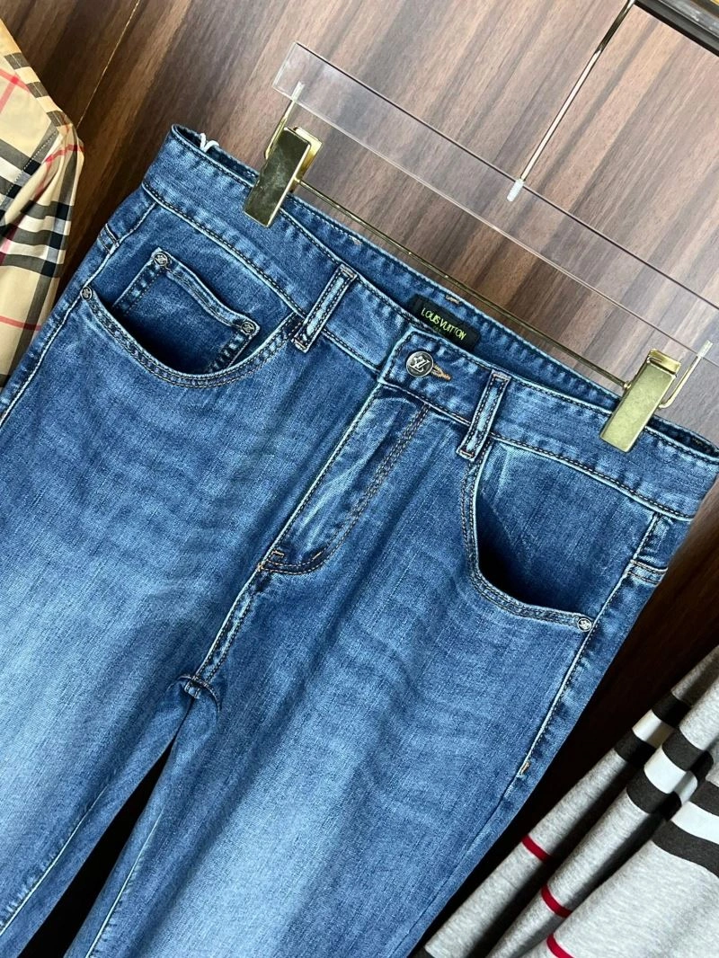 Supportive Louis Vuitton Jeans 137895