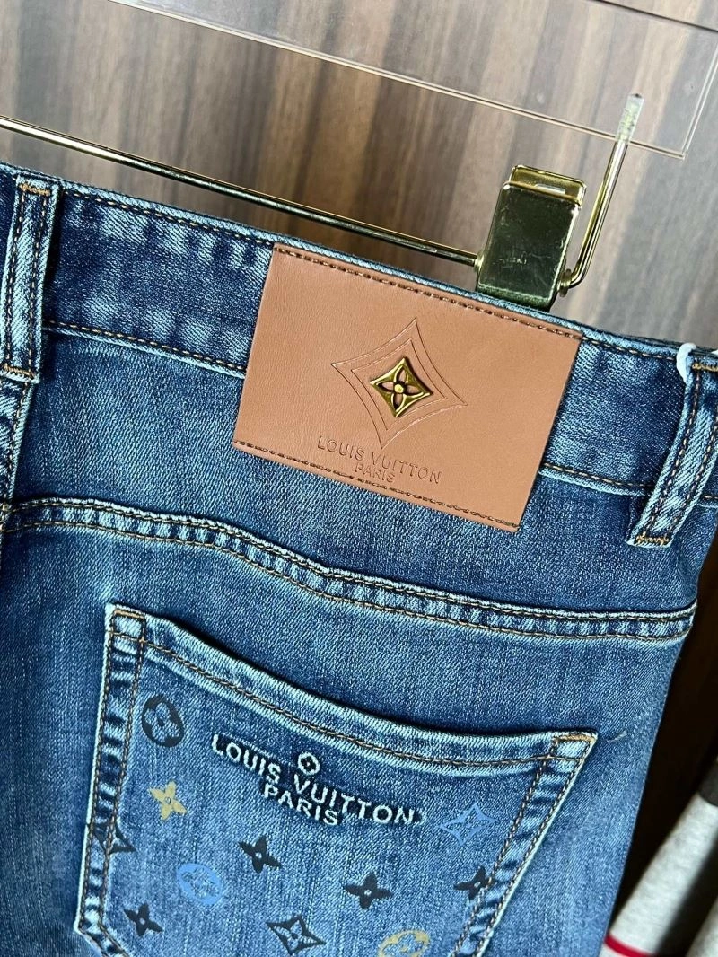 Supportive Louis Vuitton Jeans 137895