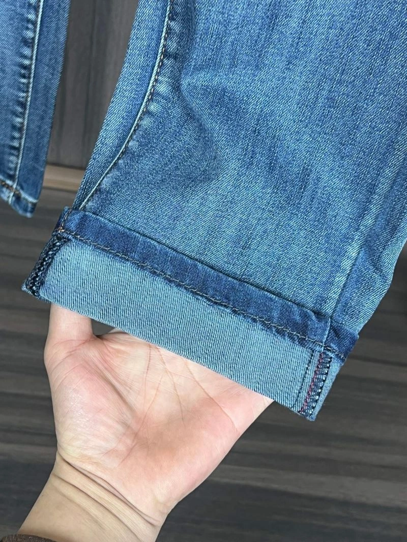 Supportive Louis Vuitton Jeans 137895