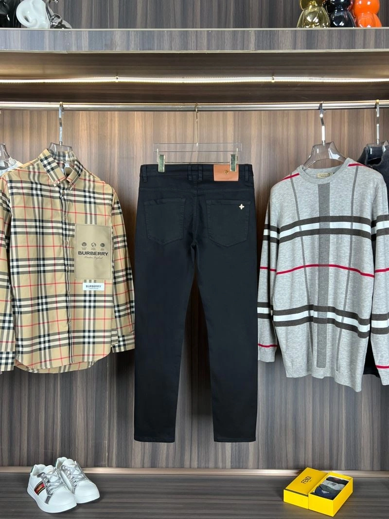 Louis Vuitton Jeans Neat 137893