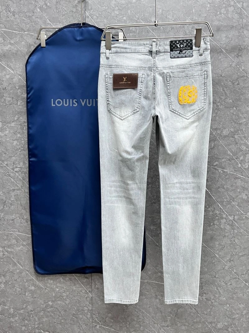 WellDesigned Louis Vuitton Jeans 137899