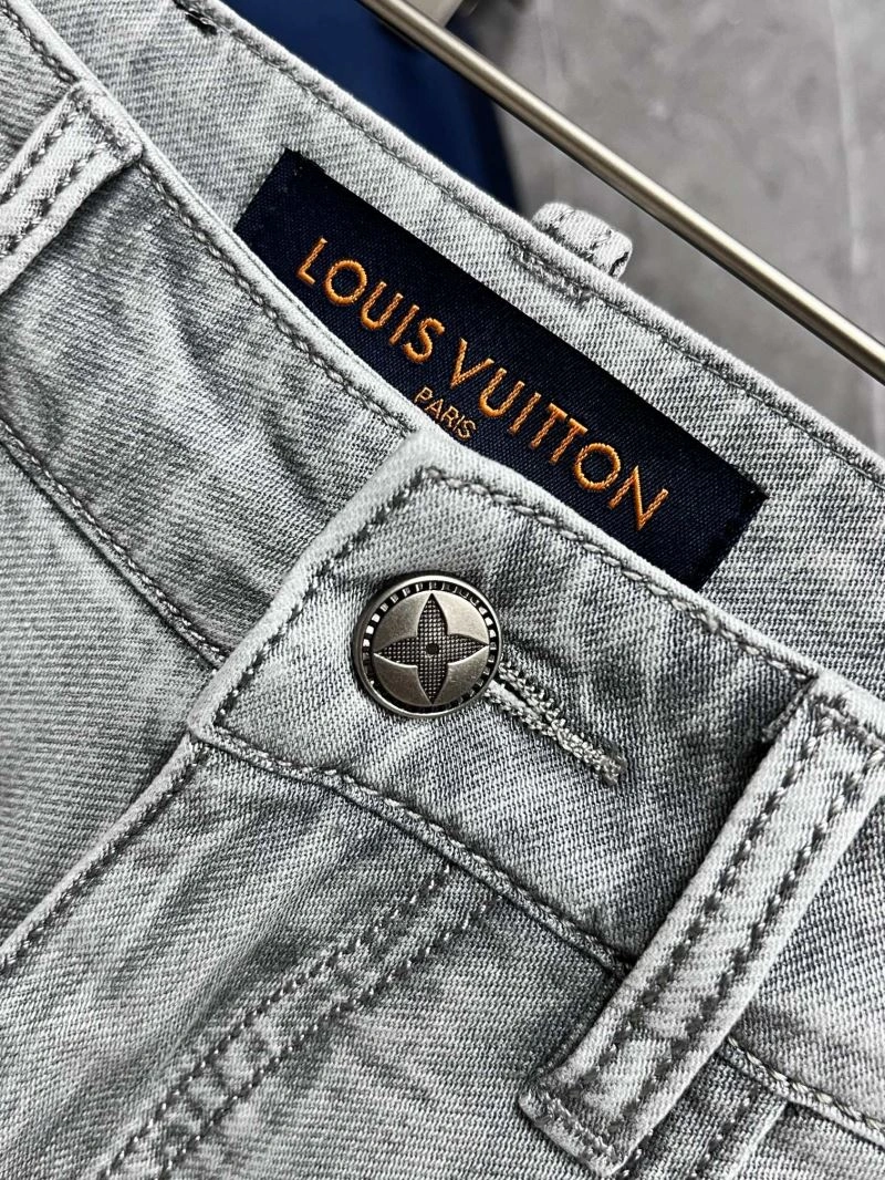 WellDesigned Louis Vuitton Jeans 137899