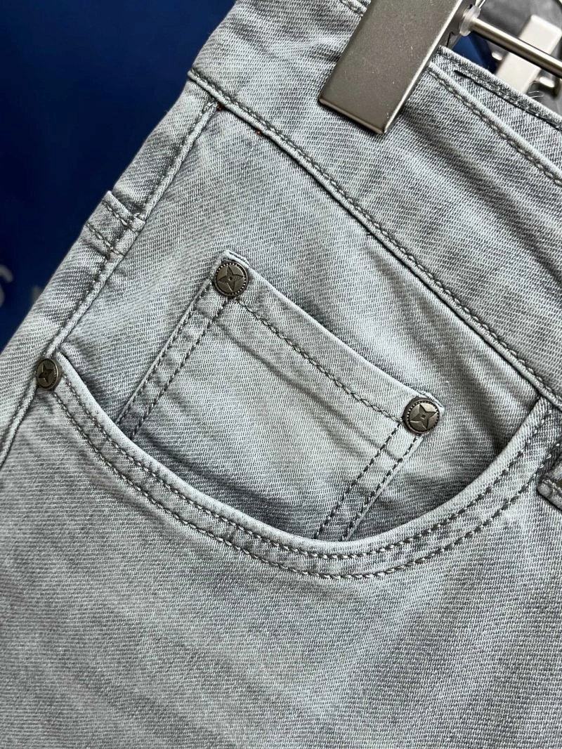 WellDesigned Louis Vuitton Jeans 137899