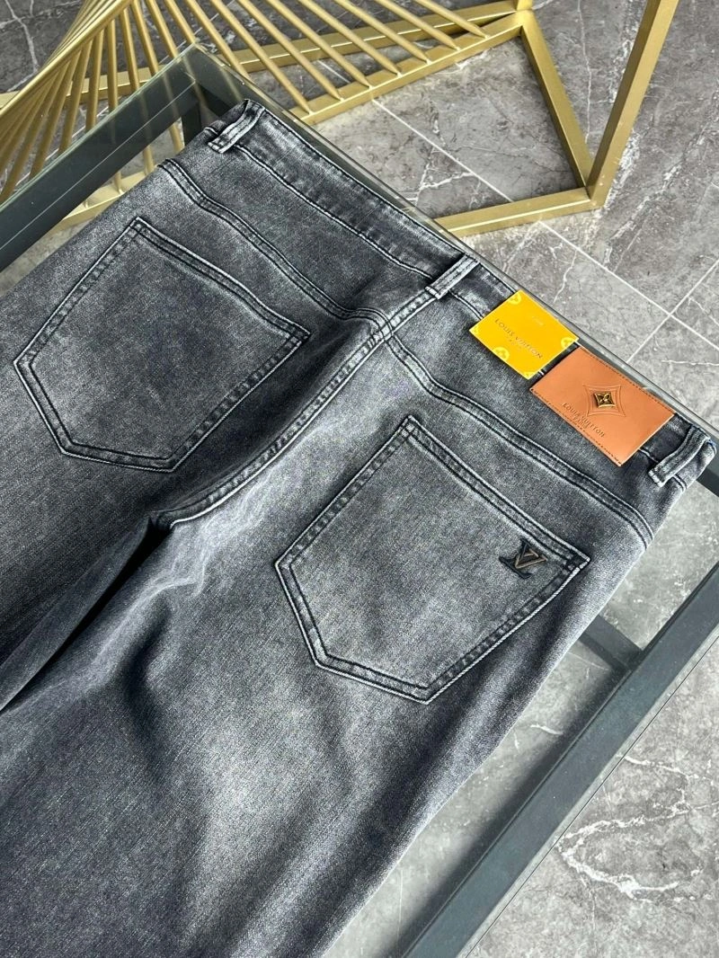 WellDesigned Louis Vuitton Jeans 137887