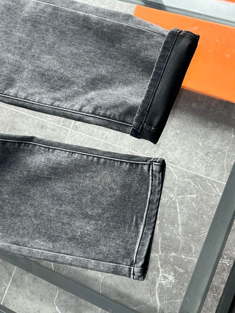 WellDesigned Louis Vuitton Jeans 137887