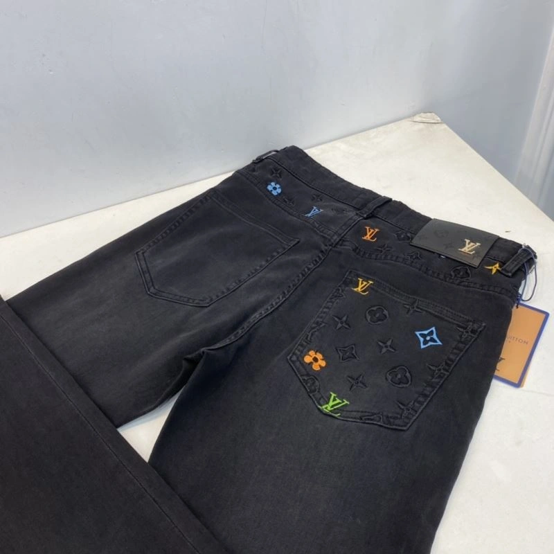 Timeless Louis Vuitton Jeans 137876