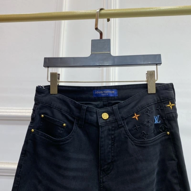 Timeless Louis Vuitton Jeans 137876