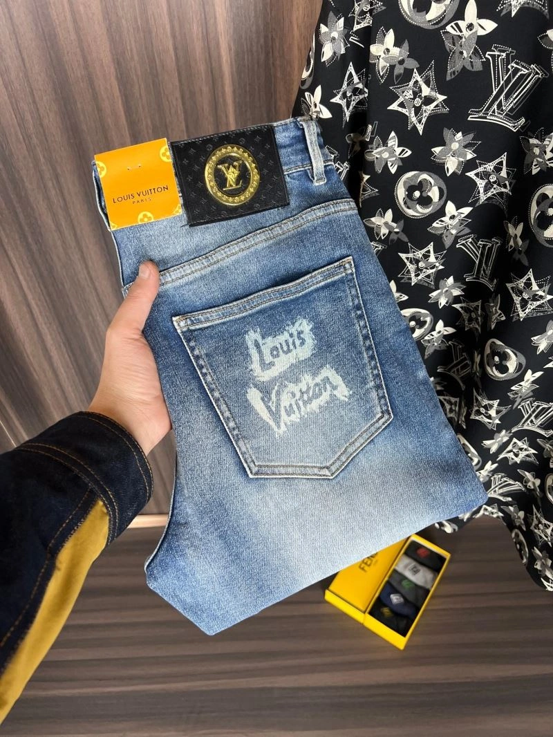 UrbanStyle Louis Vuitton Jeans 137875