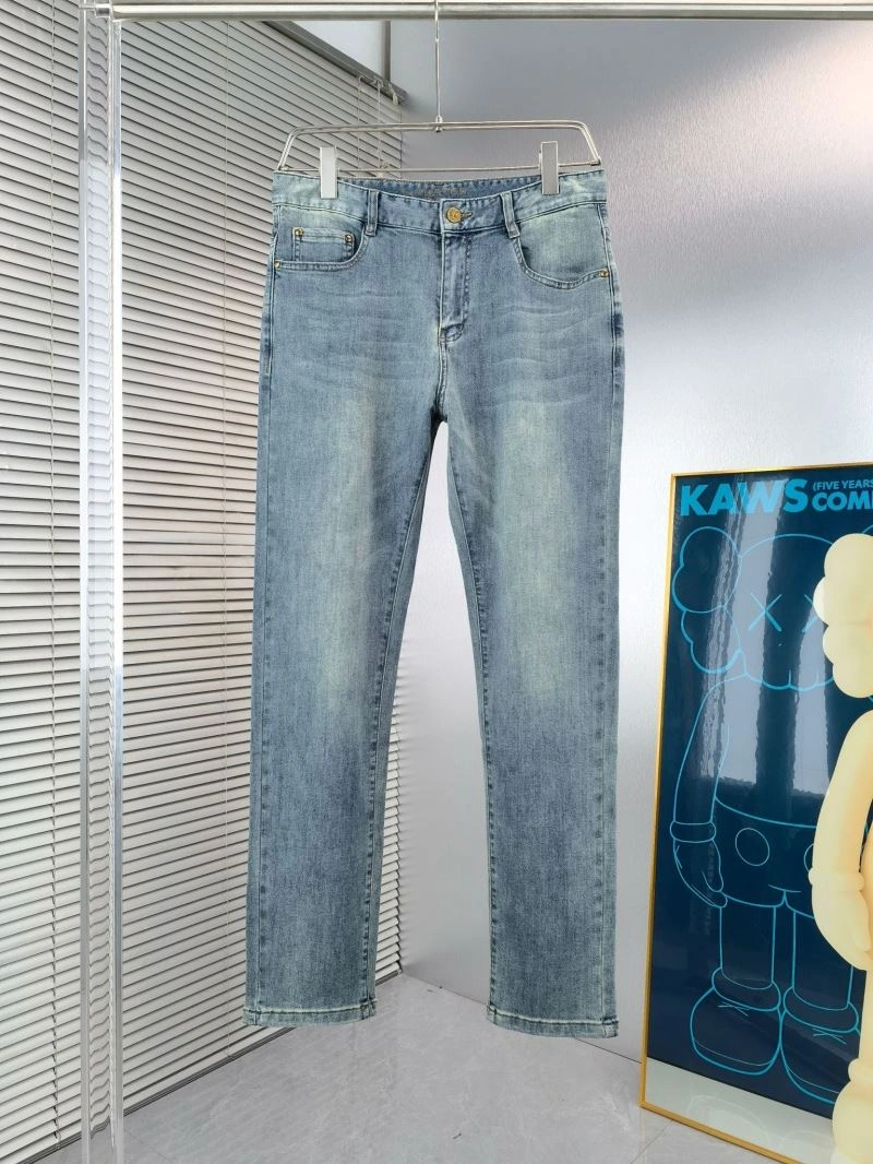 Louis Vuitton Jeans Youthful 137873