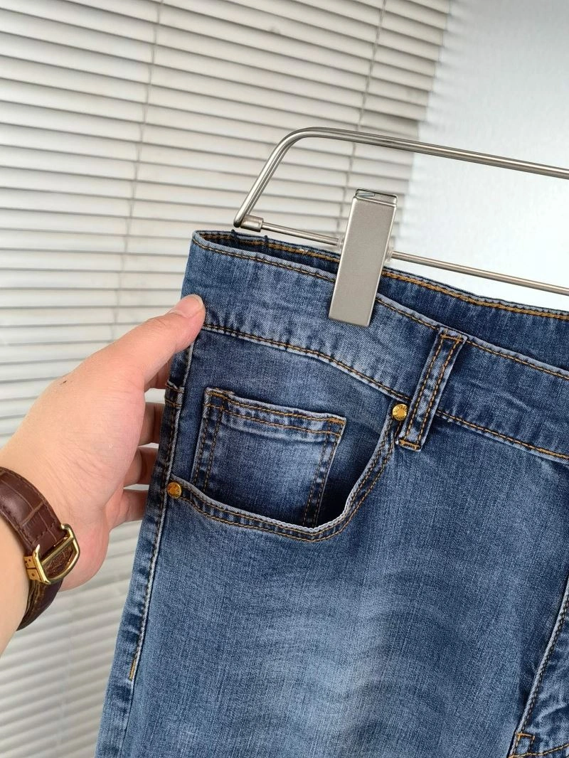 UrbanStyle Louis Vuitton Jeans 137943