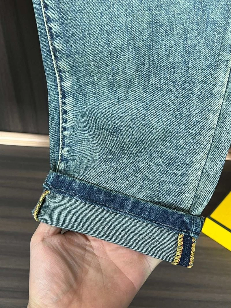 Louis Vuitton Jeans Sustainable 137865