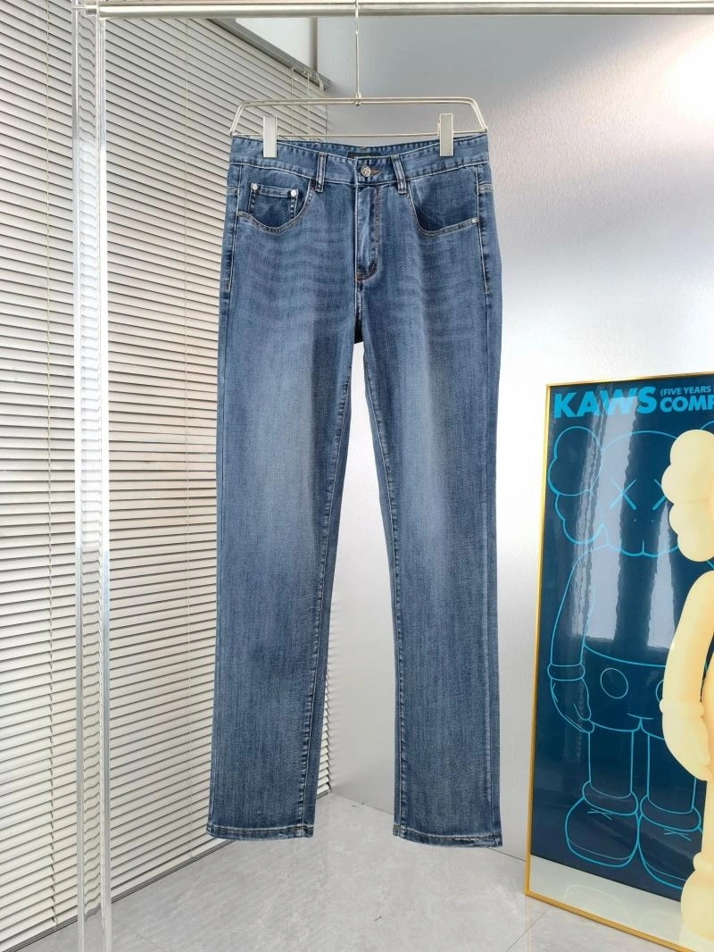 Unisex Louis Vuitton Jeans 137868