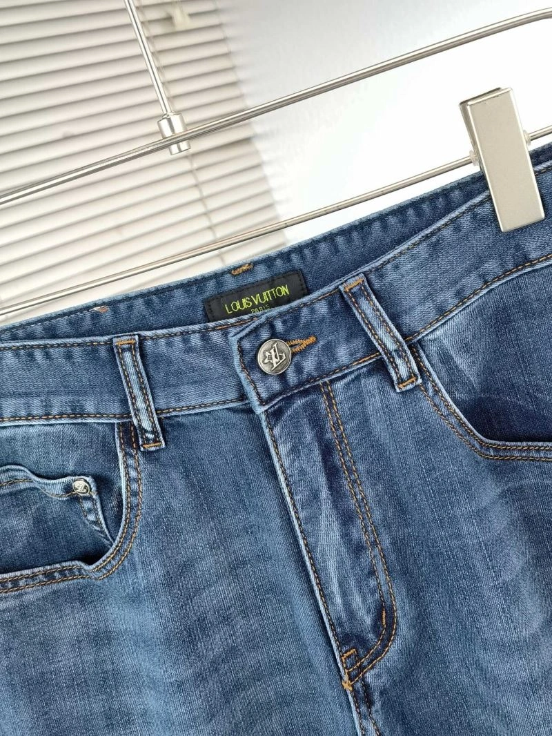 Unisex Louis Vuitton Jeans 137868