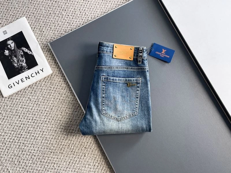 Louis Vuitton Jeans Versatile 136998