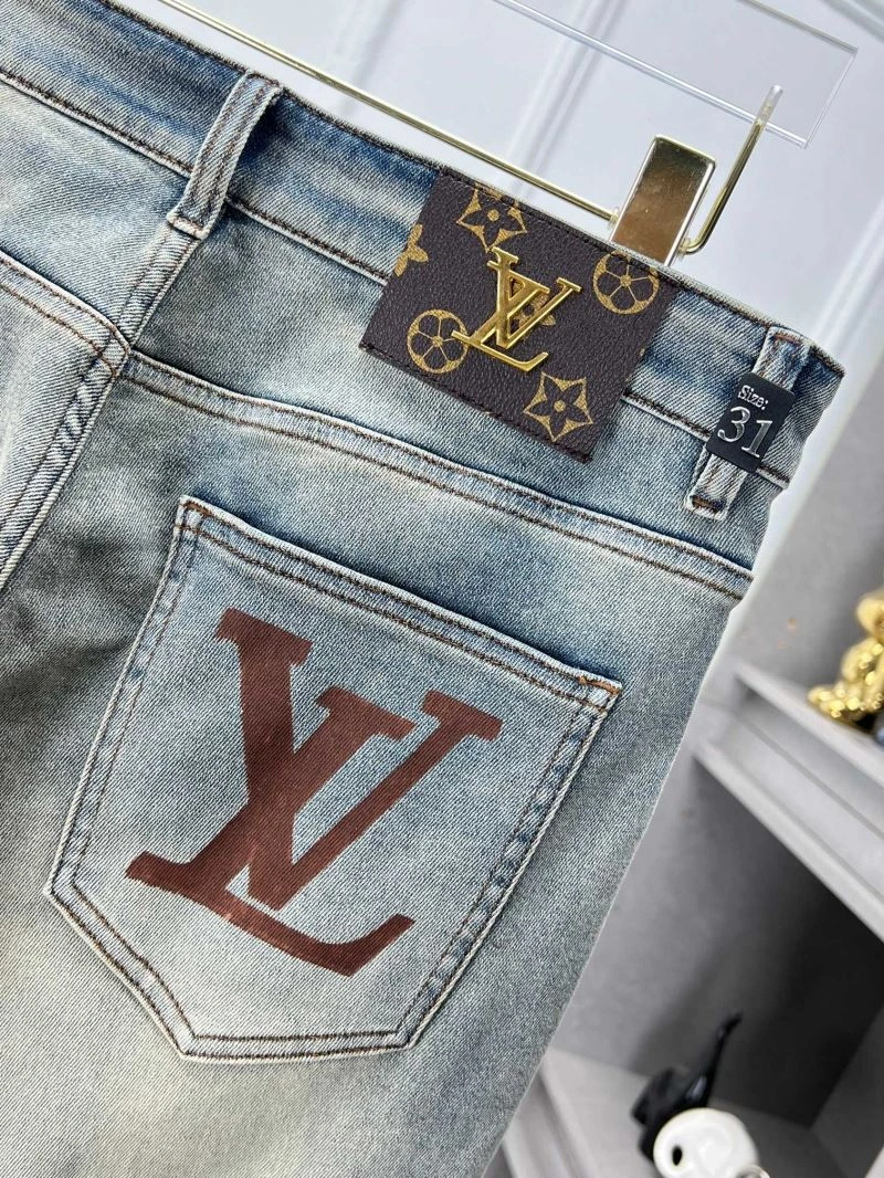 Elegant Louis Vuitton Jeans 136988