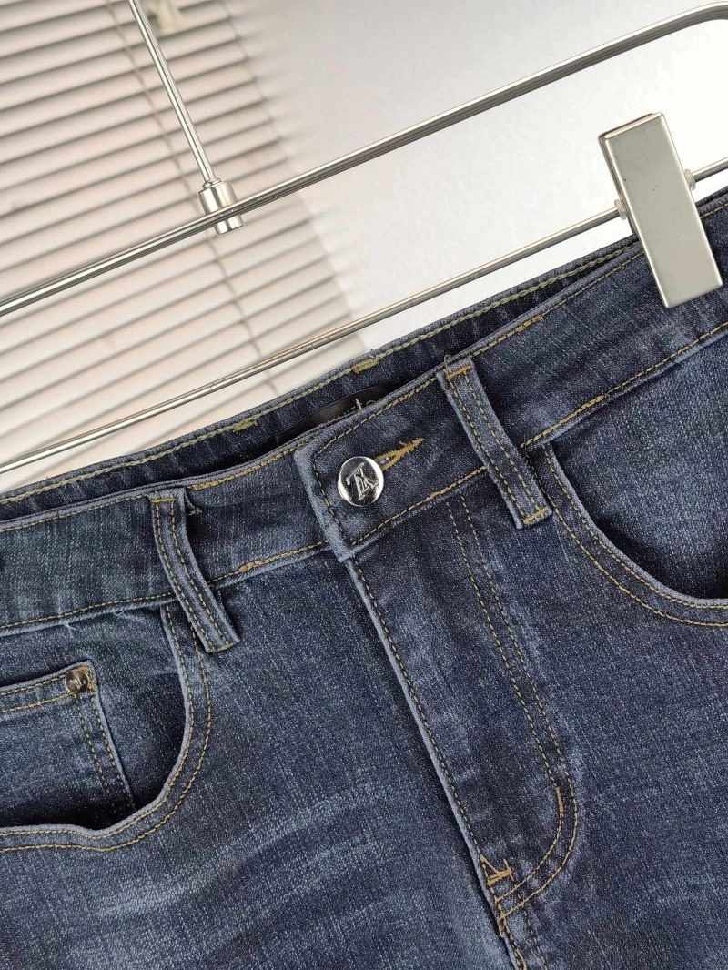 Sustainable Louis Vuitton Jeans 137008