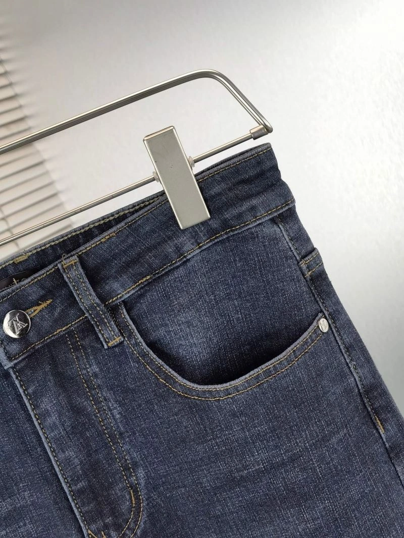 Sustainable Louis Vuitton Jeans 137008