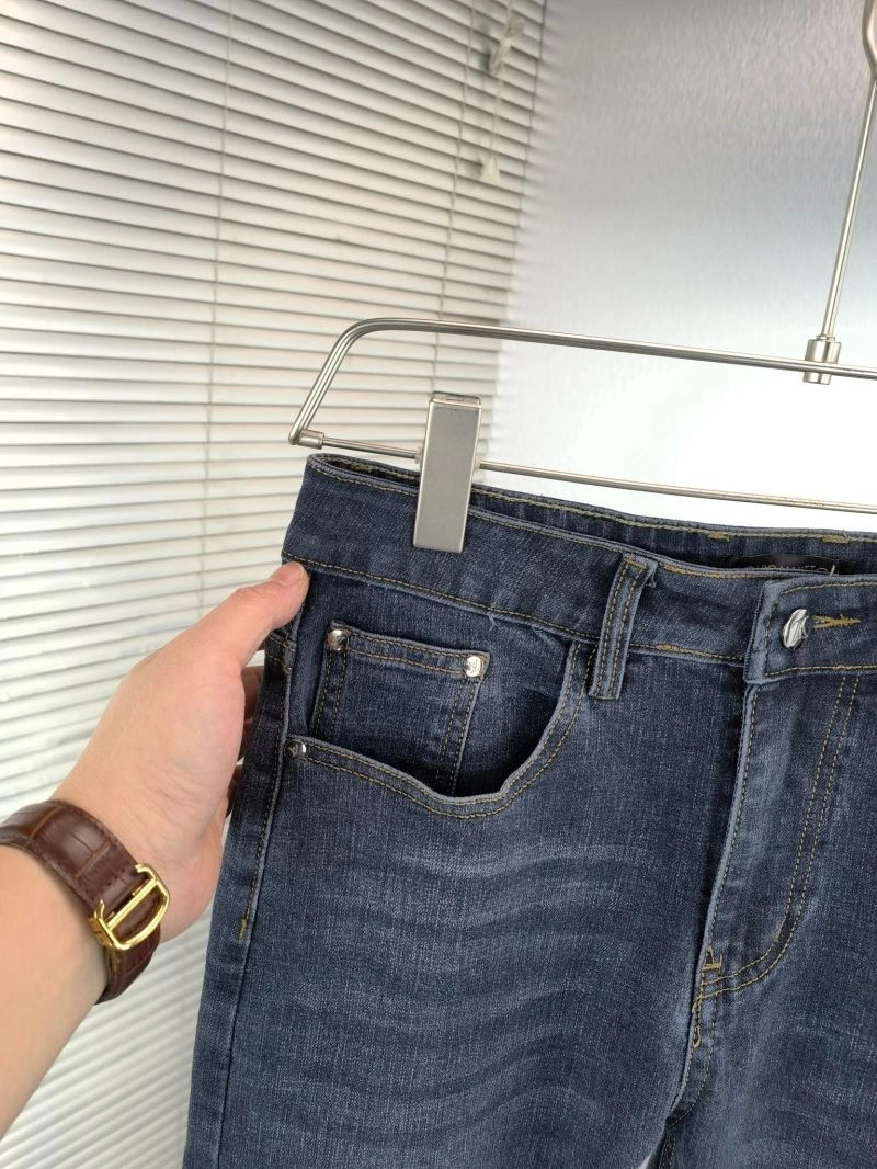 Sustainable Louis Vuitton Jeans 137008