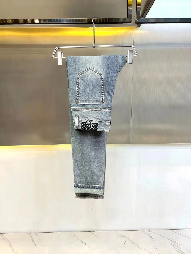 Louis Vuitton Jeans OnTrend 136992