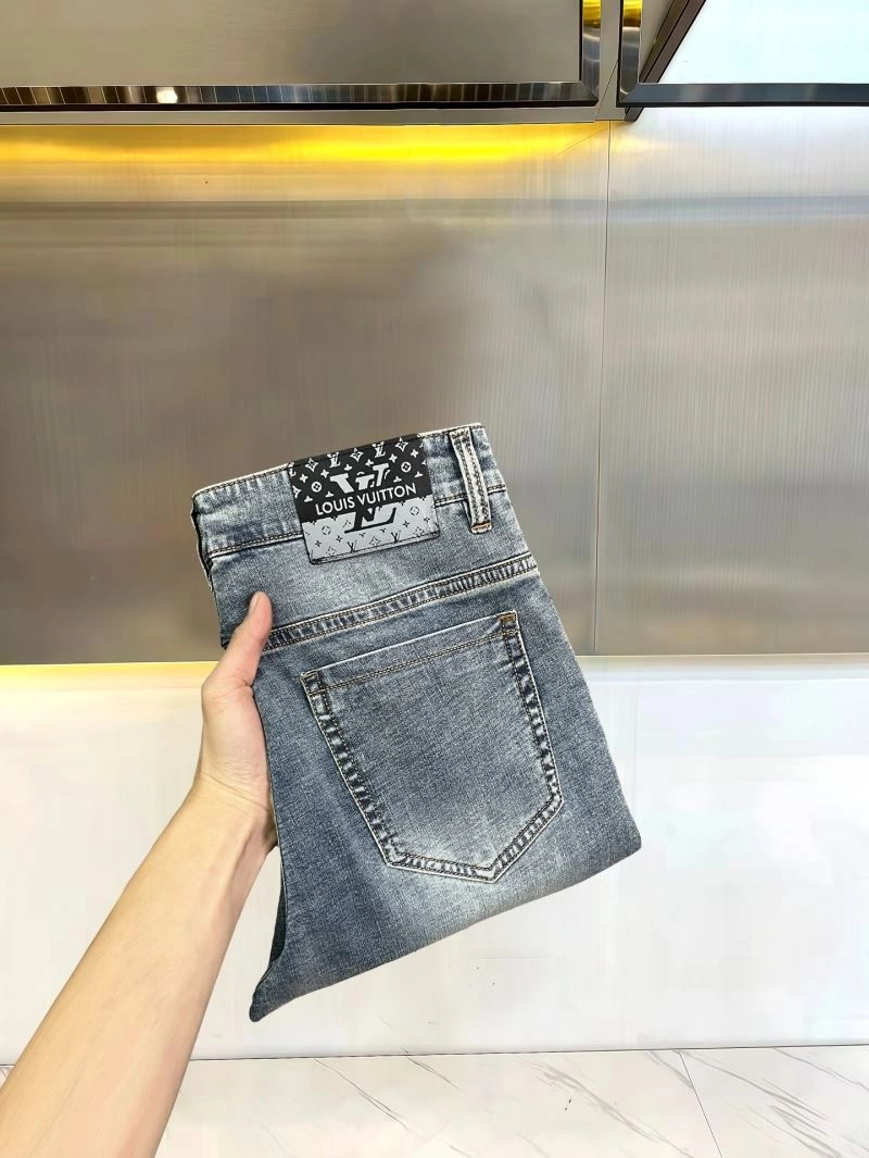 Louis Vuitton Jeans OnTrend 136992