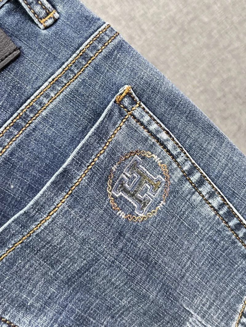 Louis Vuitton Jeans OnTrend 136992