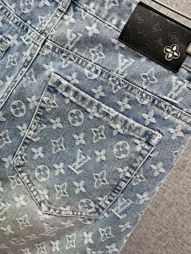 Bold Louis Vuitton Jeans 130334