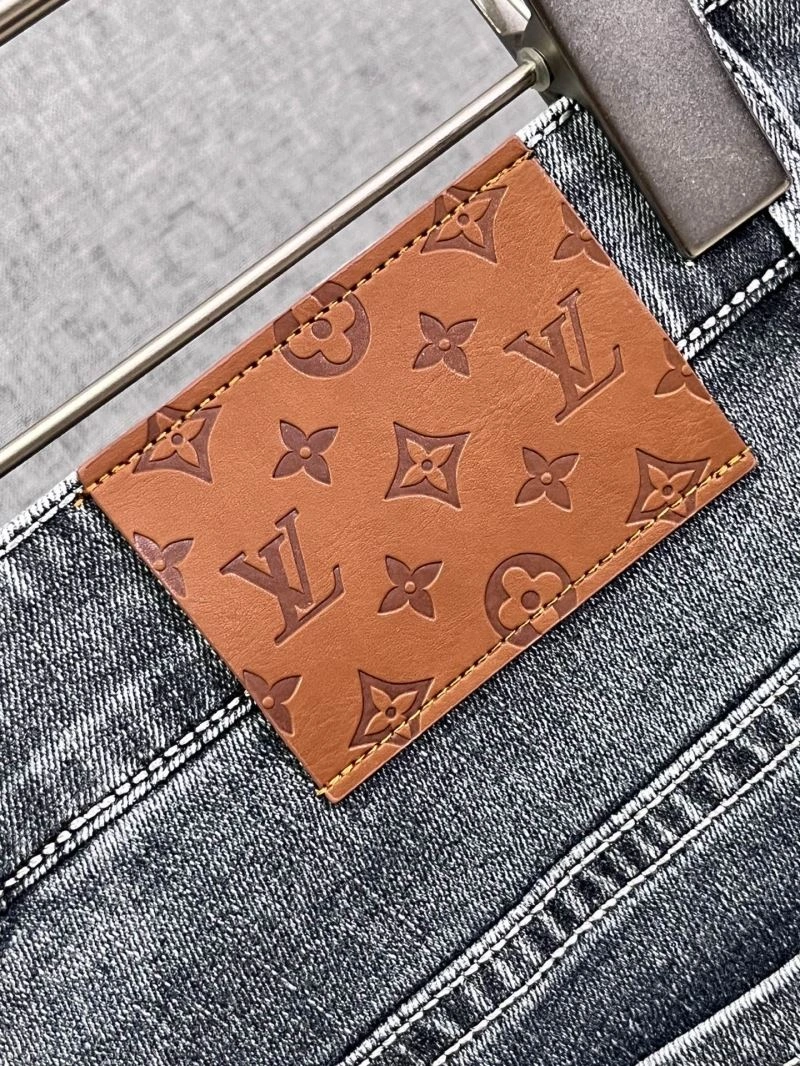 Minimalist Louis Vuitton Jeans 136983