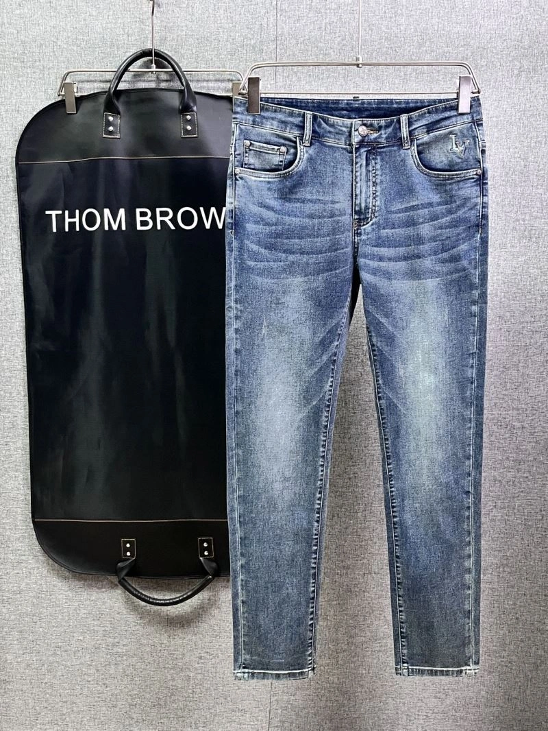 Louis Vuitton Jeans Affordable 136980