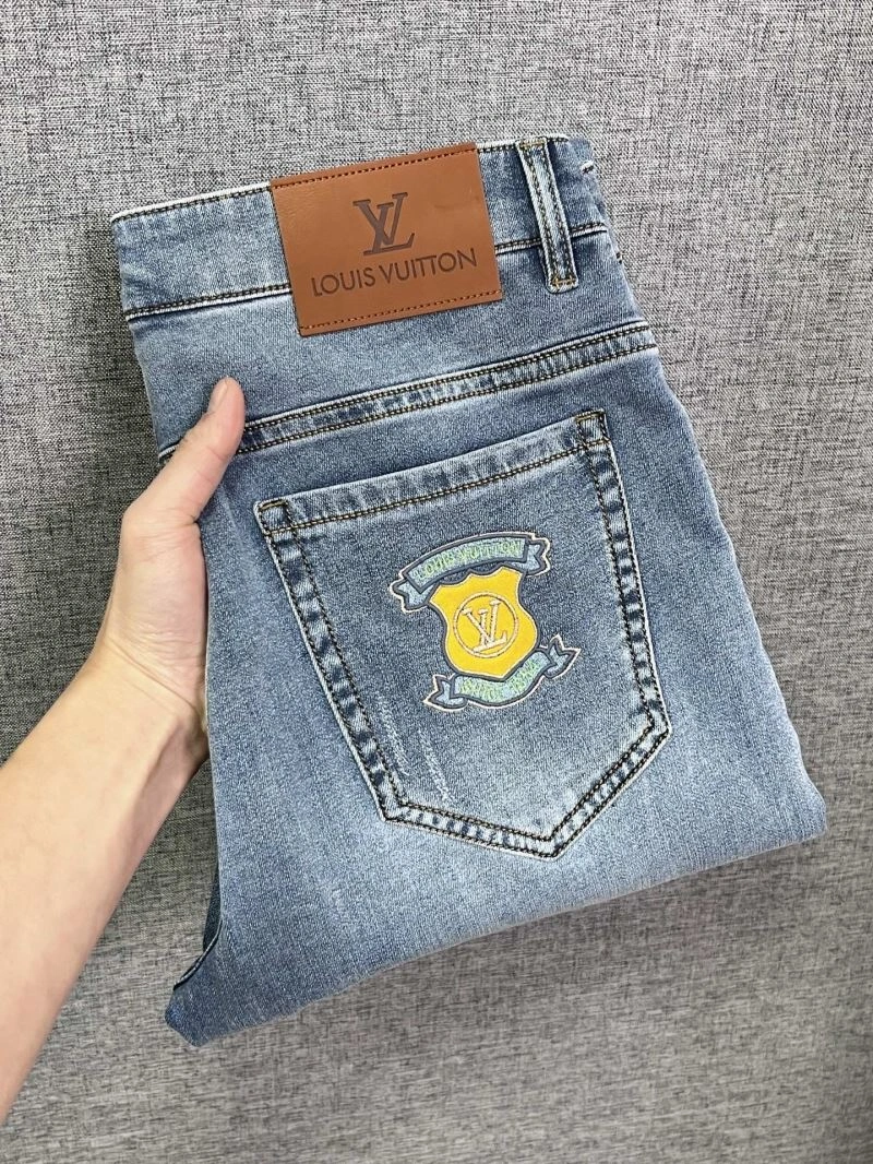 Louis Vuitton Jeans Unisex 136989