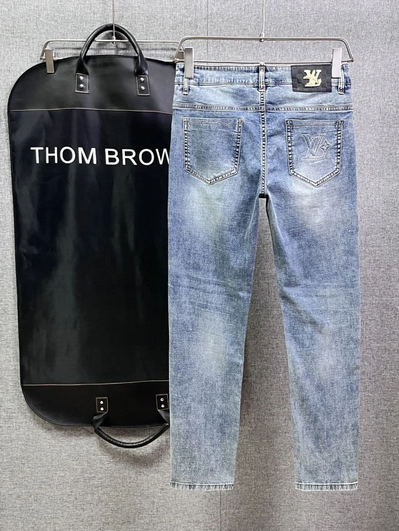 Louis Vuitton Jeans Contemporary 136977