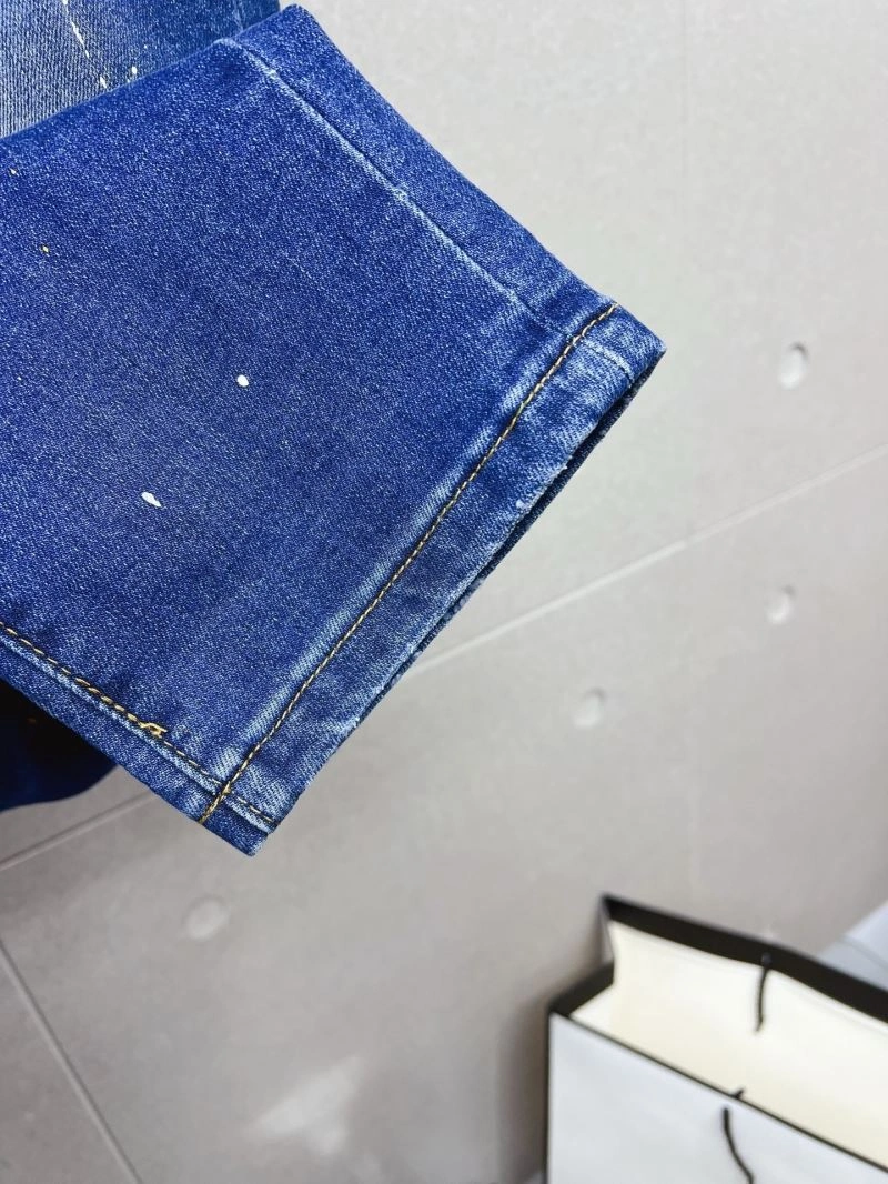 Louis Vuitton Jeans WellDesigned 136978