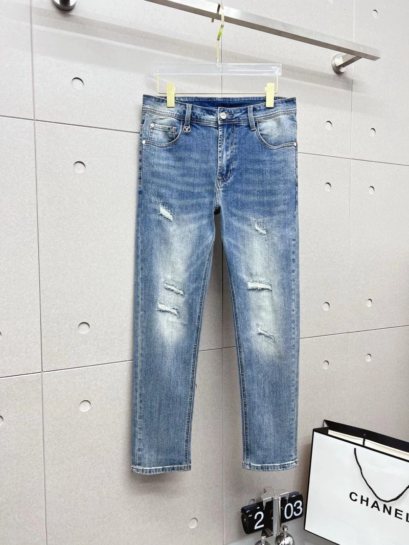 Louis Vuitton Jeans TechFriendly 136975