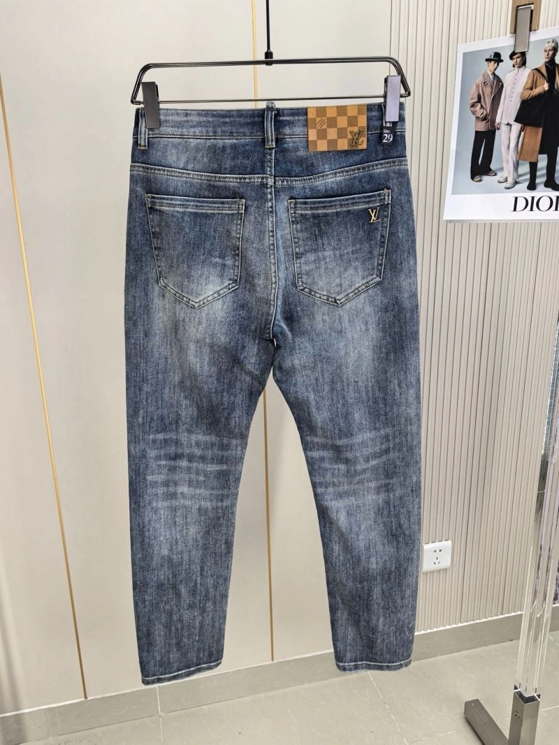 AllSeason Louis Vuitton Jeans 136973