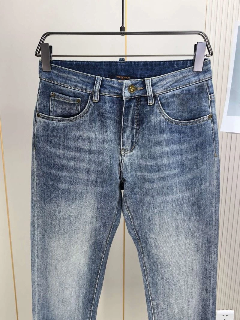 AllSeason Louis Vuitton Jeans 136973