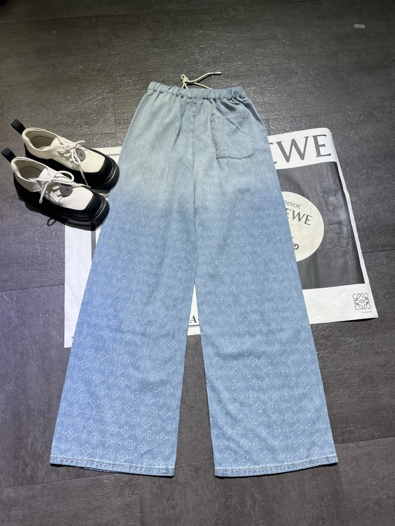 Fashionable Louis Vuitton Jeans 131097