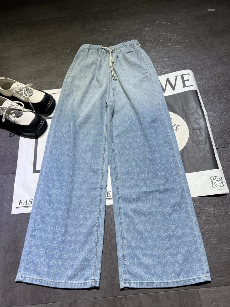 Fashionable Louis Vuitton Jeans 131097