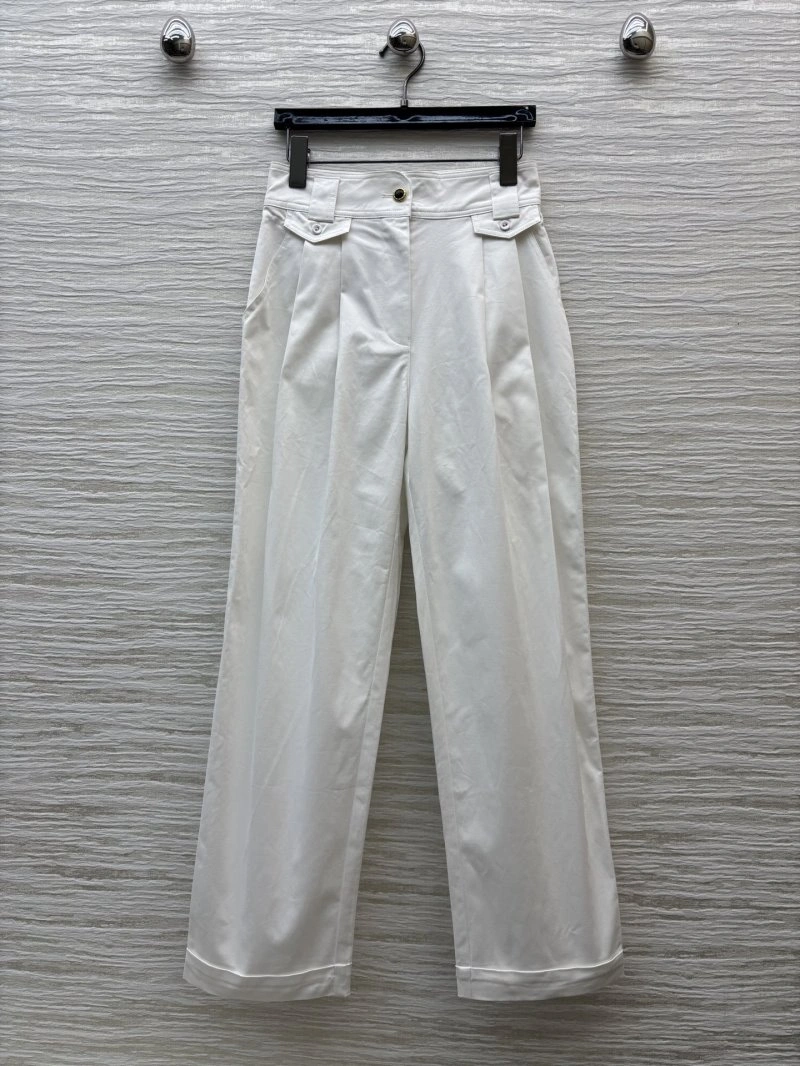Snug Louis Vuitton Jeans 131814