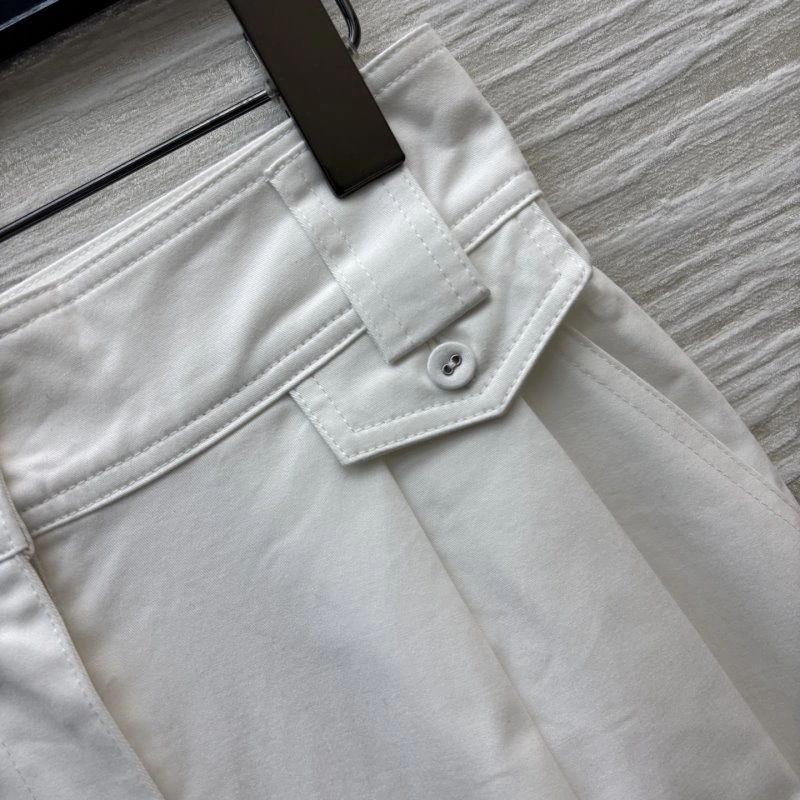 Snug Louis Vuitton Jeans 131814