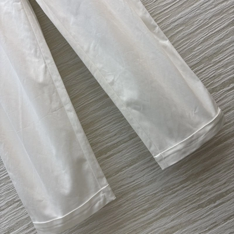 Snug Louis Vuitton Jeans 131814