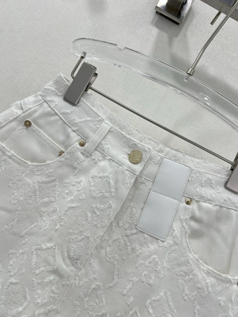 Trendsetting Louis Vuitton Jeans 131806