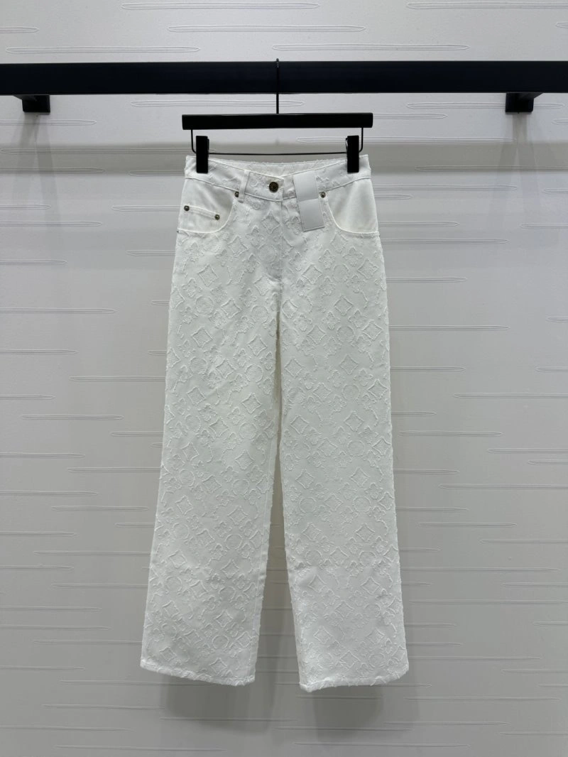 ModernLook Louis Vuitton Jeans 131805