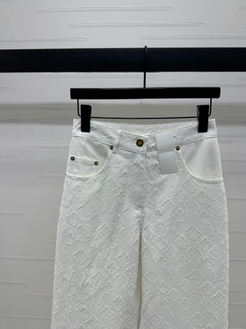 ModernLook Louis Vuitton Jeans 131805