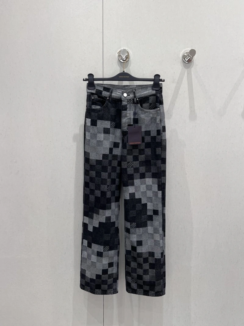 TechFriendly Louis Vuitton Jeans 130819