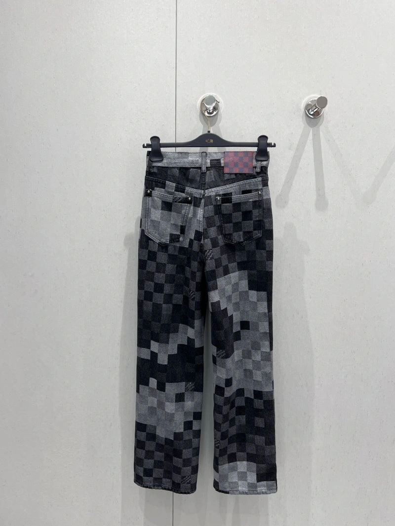 TechFriendly Louis Vuitton Jeans 130819