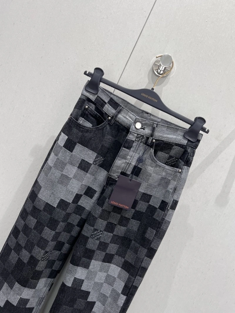 TechFriendly Louis Vuitton Jeans 130819
