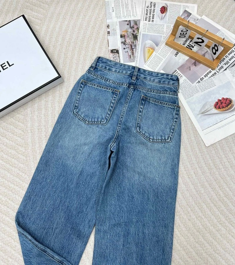 Bright Louis Vuitton Jeans 130803