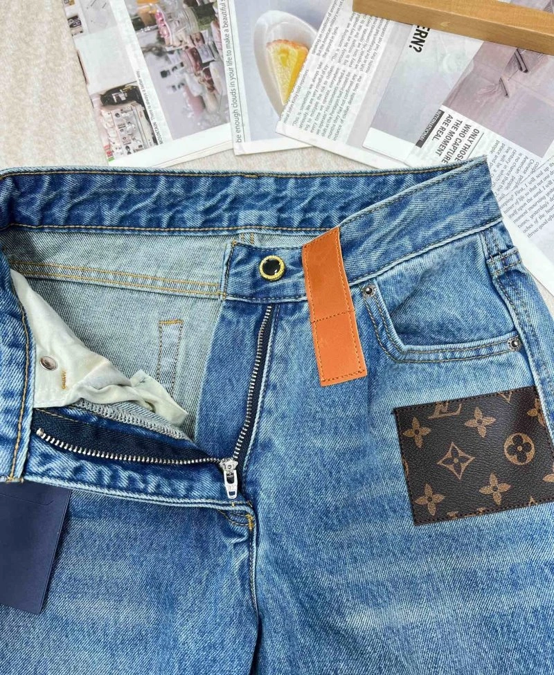 Bright Louis Vuitton Jeans 130803