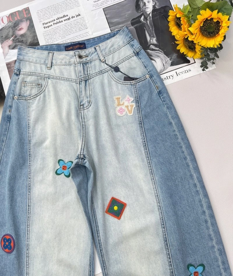 Seasonal Louis Vuitton Jeans 130802