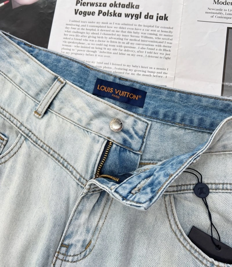 Seasonal Louis Vuitton Jeans 130802