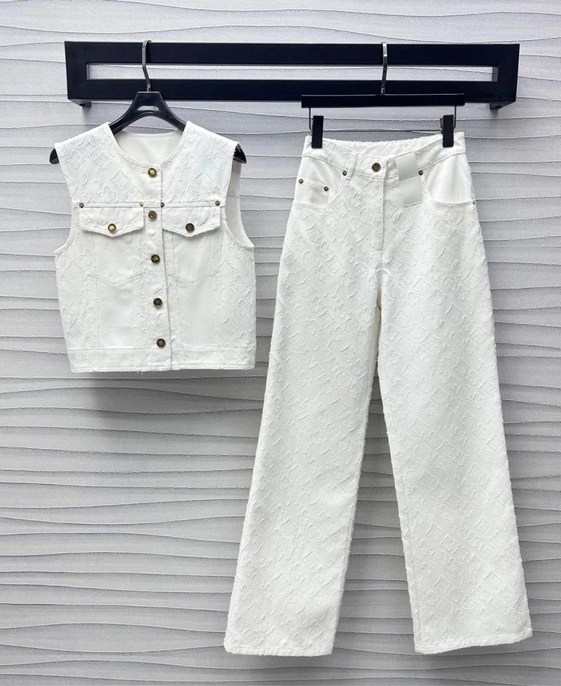 Louis Vuitton Jeans Supportive 130796